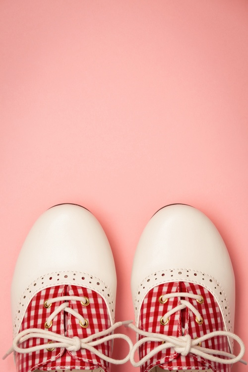 B.A.I.T. - 60s Emmie Gingham Derby Flats in Red and Ivory 2