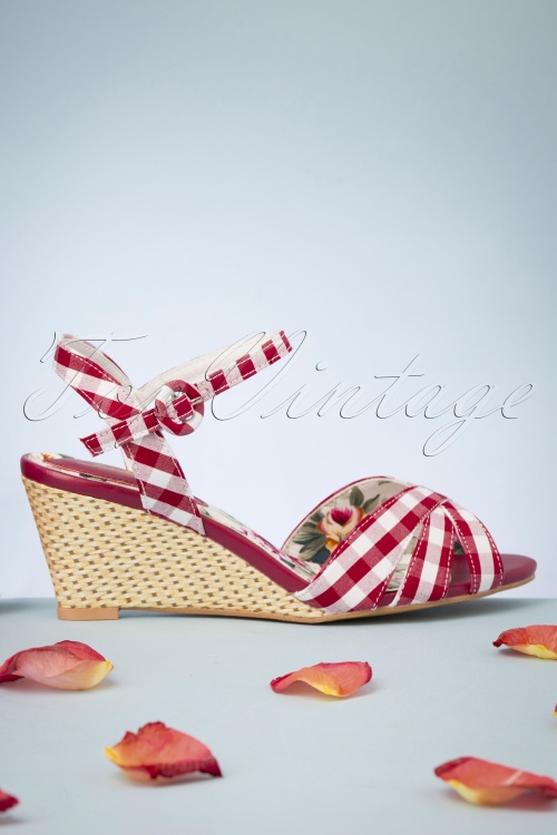 Joe Browns Couture - 50s American Diner Wedge Sandals in Red 4