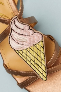 Yull - Herm Ice Cream Leather Sandals Années 60 en Rose 4