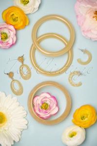 Splendette - TopVintage Exclusive ~ Sherbet Fakelite Carved Hoop Earrings Années 50 en Jaune Soleil 4