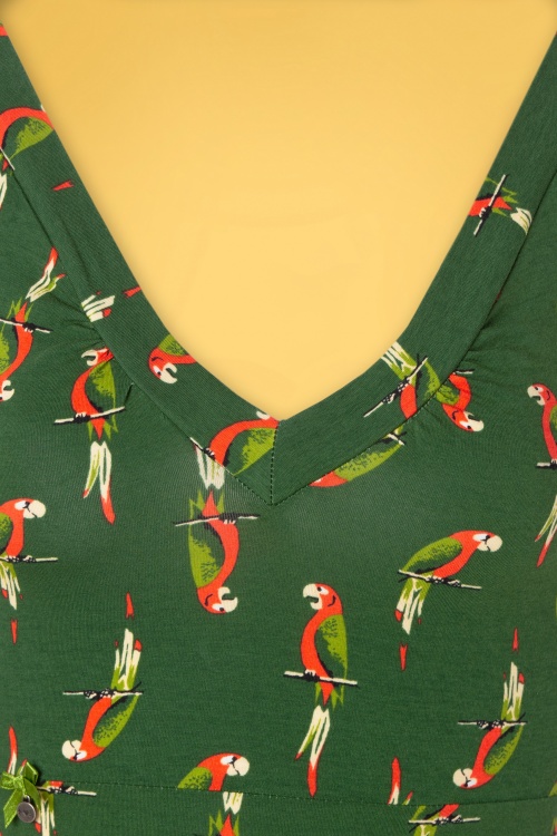 Blutsgeschwister - Palo Santos Linerobe-Kleid in Parrot Parody Green 8