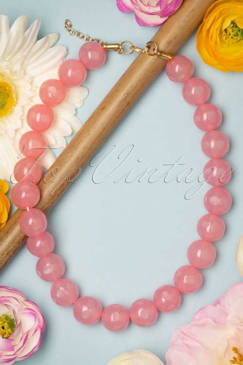 Splendette - TopVintage Exclusive ~ 50s Bon Bon Fakelite Beaded Necklace in Pastel Pink