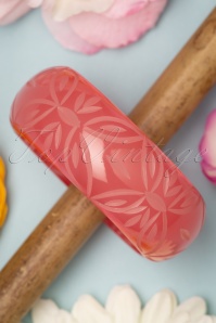 Splendette - TopVintage Exclusive ~ 50s Rose Wide Fakelite Carved Bangle in Rose Pink 2