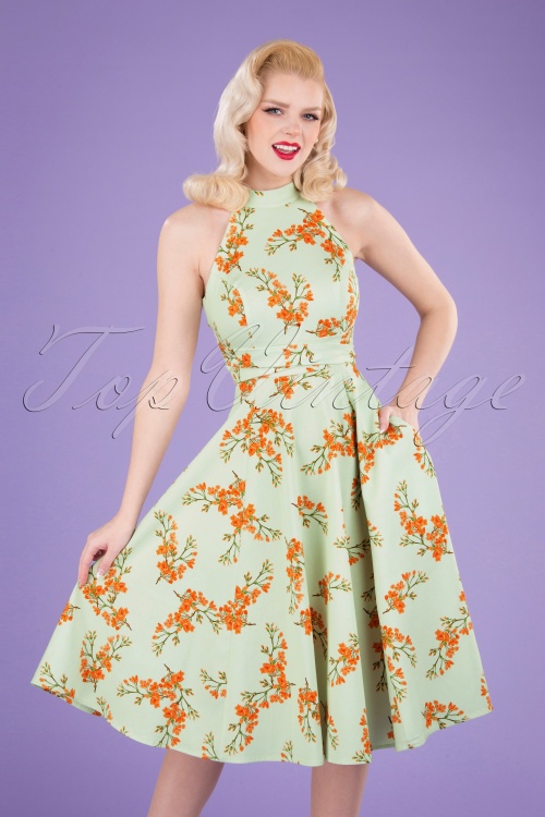 Hearts & Roses - TopVintage exclusive ~ 50s Larissa Floral Swing Dress in Mint
