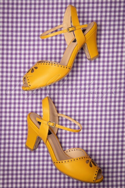 Lola Ramona ♥ Topvintage - Ava Bellezza Classica sandalettes in zonnig geel 2