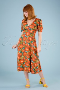 Traffic People - Mia Flower Swing Dress Années 70 en Orange
