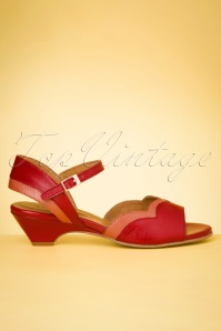 La Veintinueve - 60s Janet Leather Low Heel Sandals in Red and Coral 3