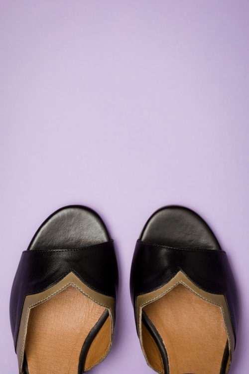 La Veintinueve - Janet lederen sandalen met lage hak in zwart en beige 4