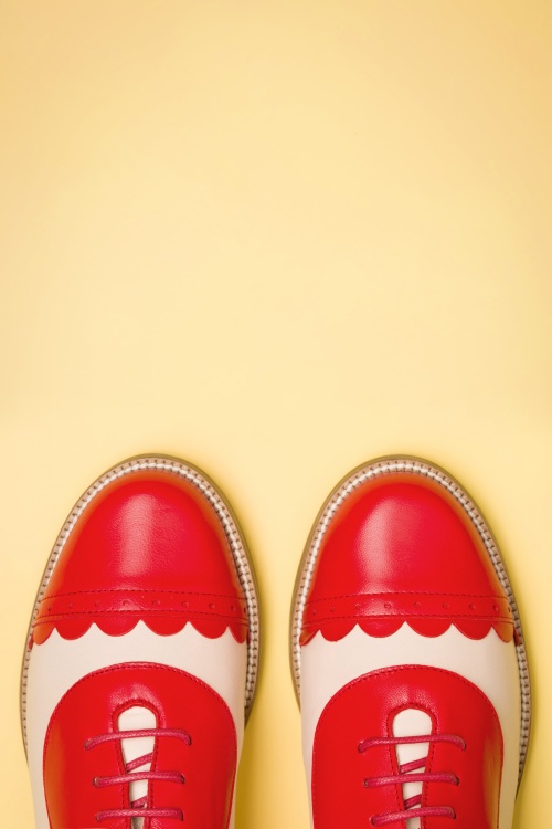 La Veintinueve - Mika Oxford Shoes Années 60 en Rouge et Crème 4