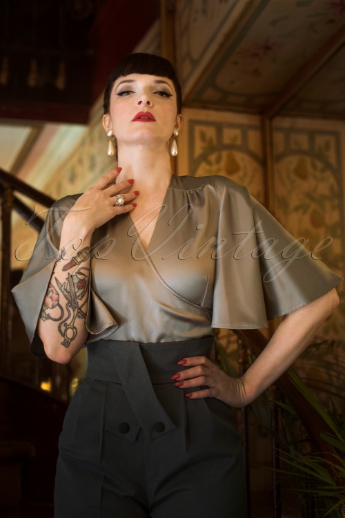Vintage Diva  - The Satin Butterfly Top in Champagne