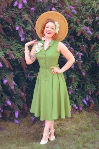 Collectif Clothing - Caterina Sleeveless Swing Dress Années 50 en Vert Poire