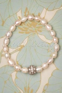 Lovely - 50s Fresh Water Pearl Bracelet in Silver