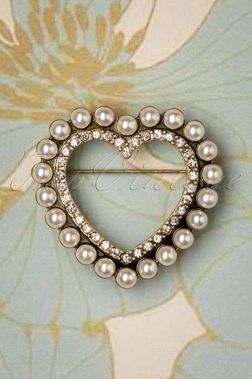 Lovely - 50s Heart Pearl Brooch in Gold 