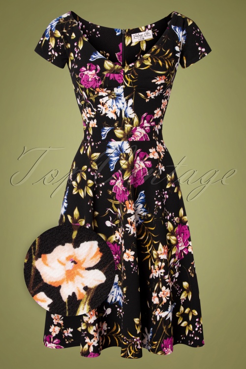 Vintage Chic for Topvintage - Adalyn Blumen-Swing-Kleid in Schwarz 2