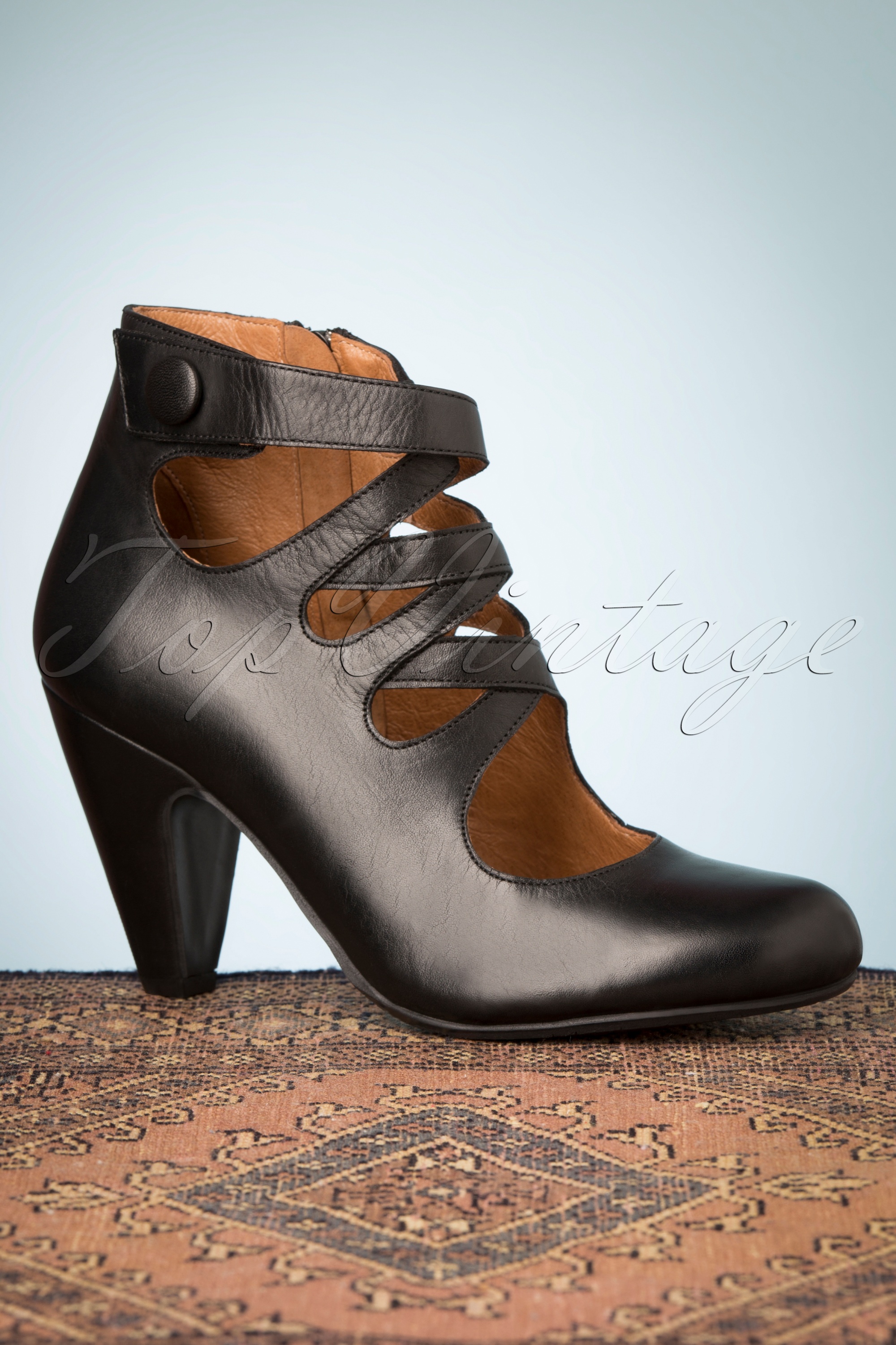 Miz Mooz Legend Platform Loafer – Chattanooga Shoe Co.