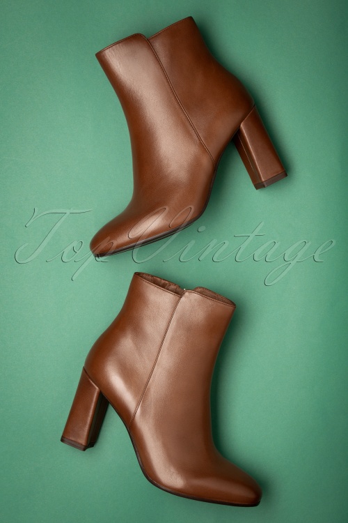 Tamaris - 50s Heart Sole Leather Ankle Booties in Brandy 2