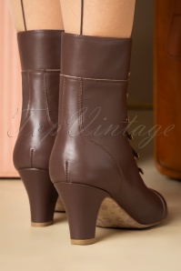 Lola Ramona ♥ Topvintage - 40s Ava On My Way Lace Up Booties in Brown 6