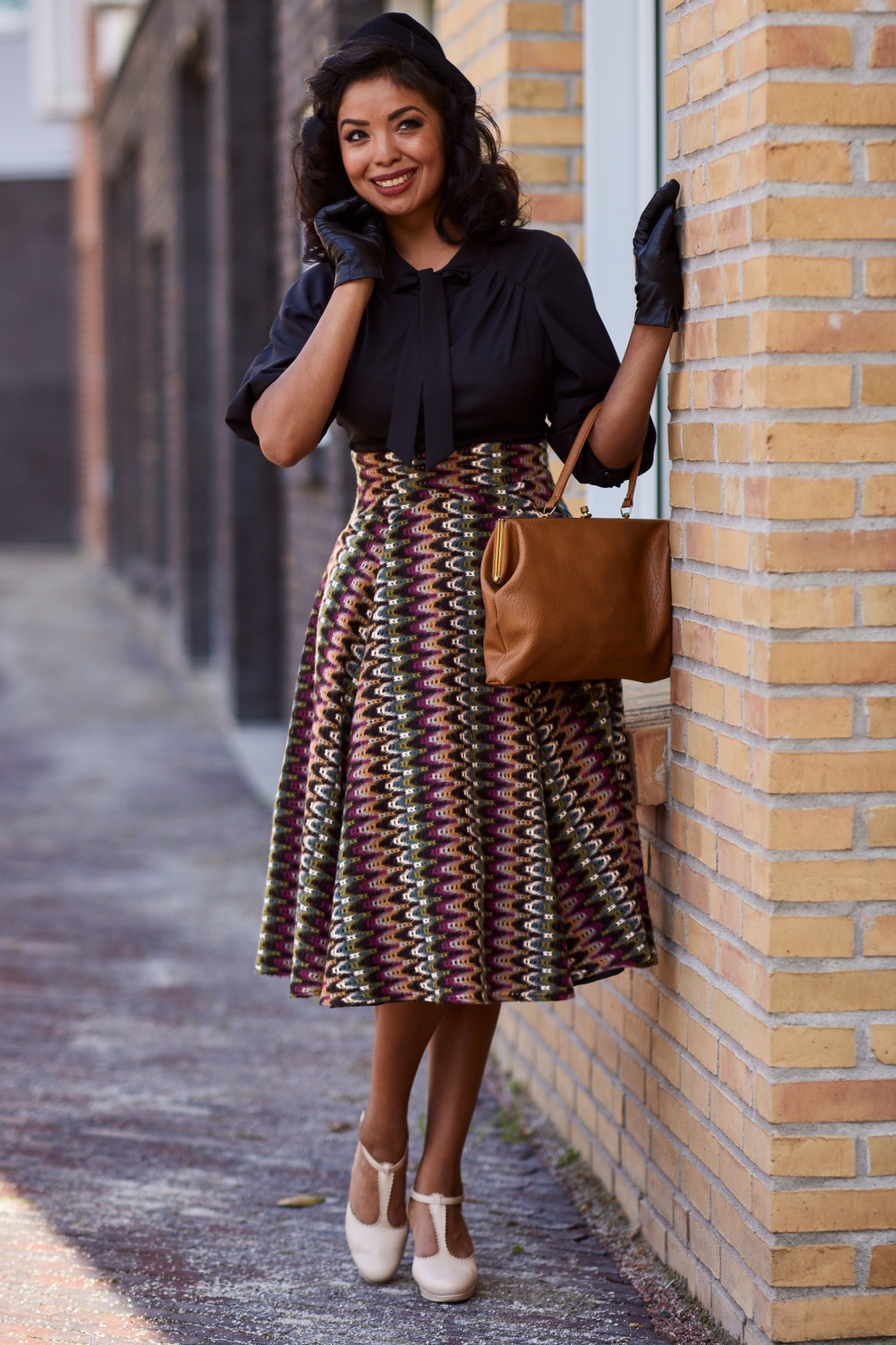 60s mini skirt outfit