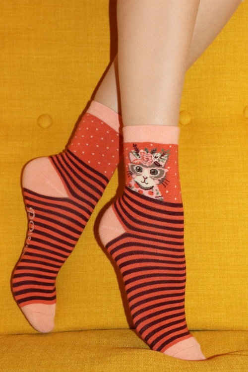 Powder - 60s Floral Pussy Socks in Coral