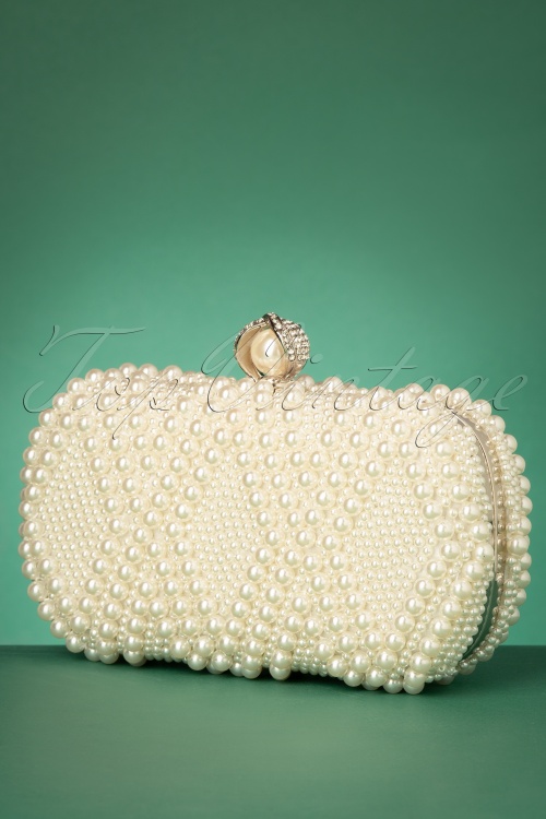 Unique Vintage - 50s Pearl Hard Case Clutch in Ivory