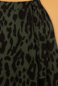 Banned Retro - Lea Leopard Wrap Skirt Années 50 en Vert 3