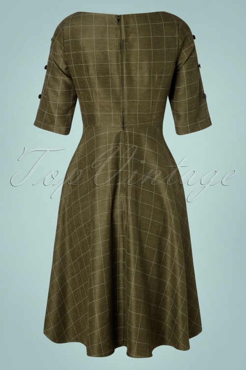 Banned Retro - 40s Lady Check Swing Dress in Green 2