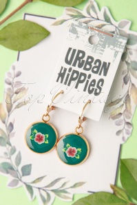Urban Hippies - Polly vergulde bloem oorbellen in pijnboomgroen 2