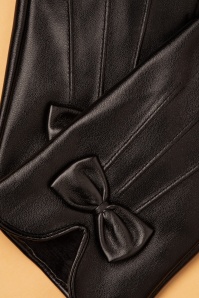 Unique Vintage - 50s Faux Leather Bow Gloves in Matte Black 3