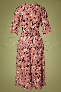 Closet London - 70s Maisie Leopard Wrap Dress in Pink 3
