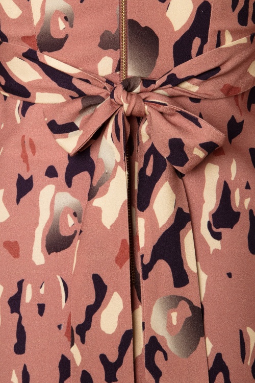 Closet London - Maisie Leopard Wrap Dress Années 70 en Rose 4