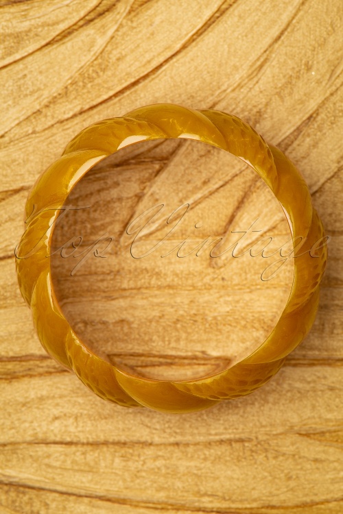 Splendette - TopVintage Exclusive ~ 30s Golden Chunky Carved Bangle in Mustard 4