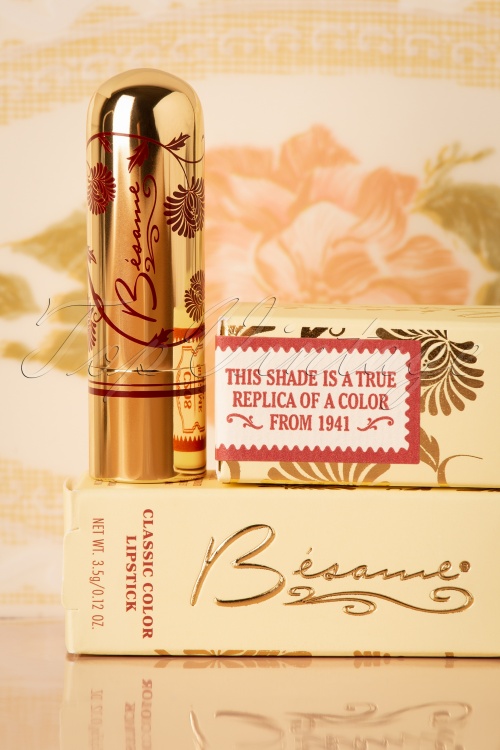 Bésame Cosmetics - Classic Colour Lipstick in Victory Red 7