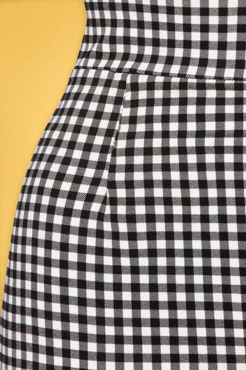 Vintage Chic for Topvintage - 50s Luana Gingham Pencil Skirt in Black and White 4