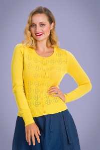 Banned Retro - 60s Flower Power Knit Cardigan in Yellow 2