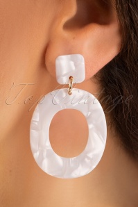 Topvintage Boutique Collection - Resin Marble Earrings Années 60 en Crème
