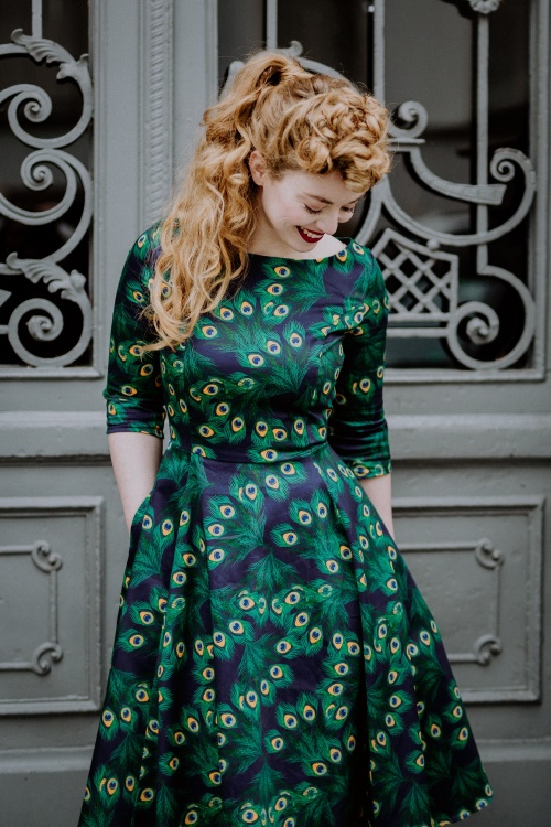 Topvintage Boutique Collection - Exclusief bij Topvintage ~ Adriana Floral Swing Jurk met lange mouwen in groen