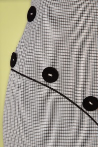 Vixen - 50s Nina Houndstooth Pencil Skirt in Black and White 3