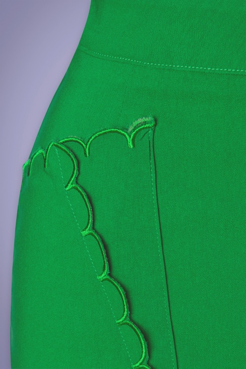 Vixen - 50s Lynn High Waisted Shorts in Green 4