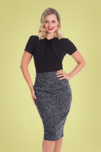 Banned Retro - 50s Wild Child Pencil Skirt in Blue 2