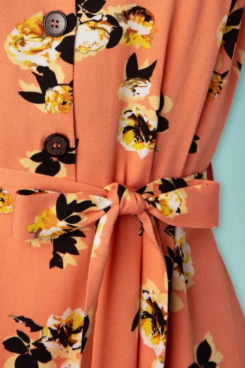 Banned Retro - Süßes Tropicana Swing-Kleid in Peachy Orange 5