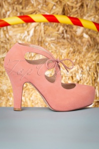 Lola Ramona ♥ Topvintage - 50s Angie At The Fair Suede Pumps in Blush 5