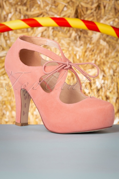 Lola Ramona ♥ Topvintage - 50s Angie At The Fair Suede Pumps in Blush 2