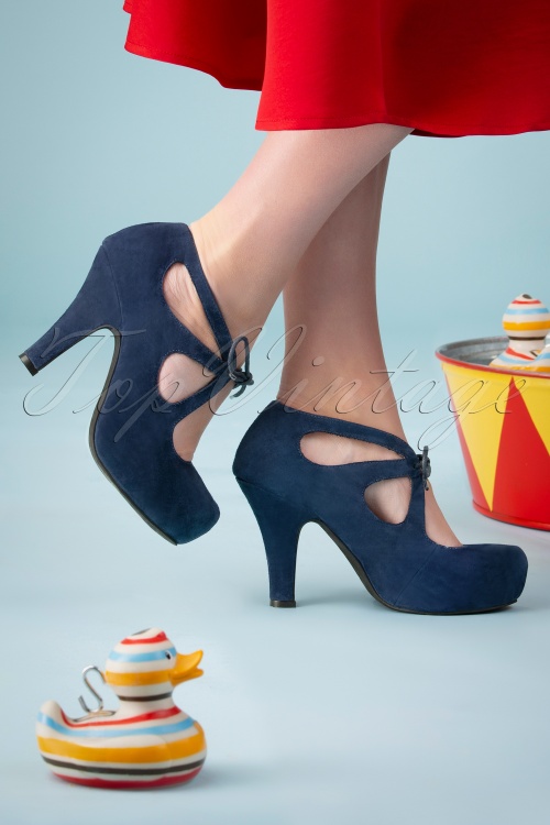 Lola Ramona ♥ Topvintage - 50s Angie At The Fair Suede Pumps in Navy 4