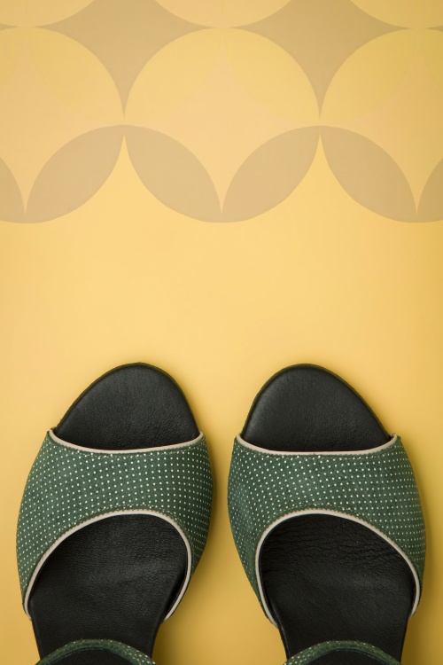 Nemonic - 60s Topos Leather Sandals in Green 4