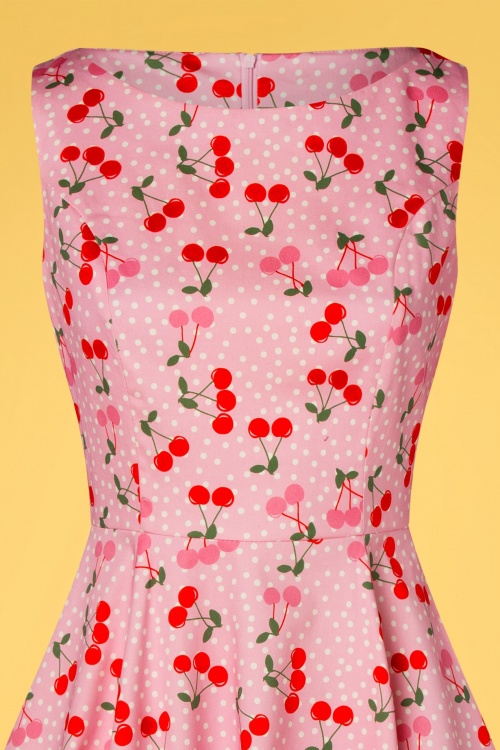 Topvintage Boutique Collection - Exclusief TopVintage ~ Adriana Cherry Dots swing jurk in roze 5