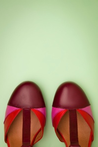 La Veintinueve - 60s Magnolia Leather T-Strap Pumps in Pink and Red 3