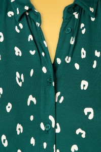 Sugarhill Brighton - Lisa Leopard Jersey Shirt Dress Années 60 en Vert 5