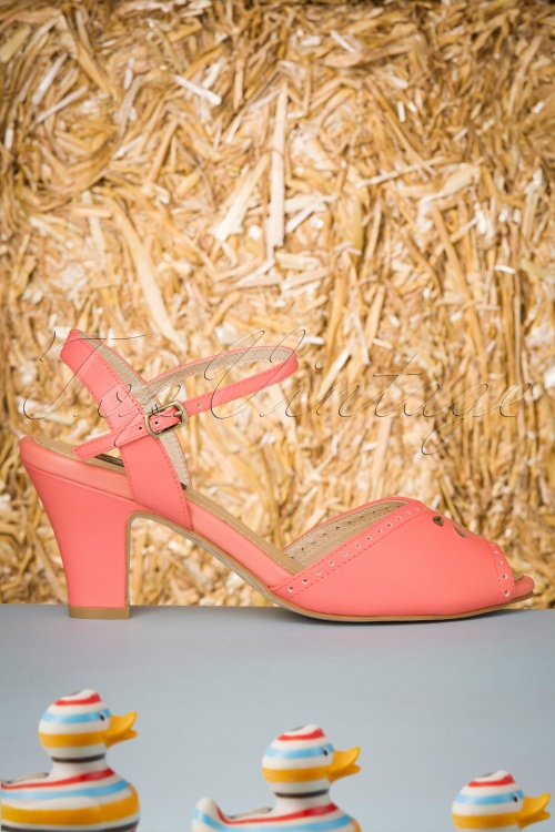Lola Ramona ♥ Topvintage - Ava At The Kissing Booth Sandals Années 50 en Corail 5