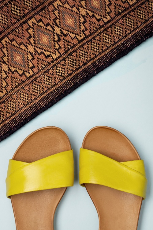 Miz Mooz - Avon sandalen in geel 3