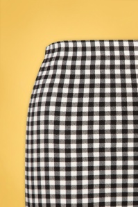 Vintage Chic for Topvintage - 50s Gina Gingham Capri Pants in Black and White 3
